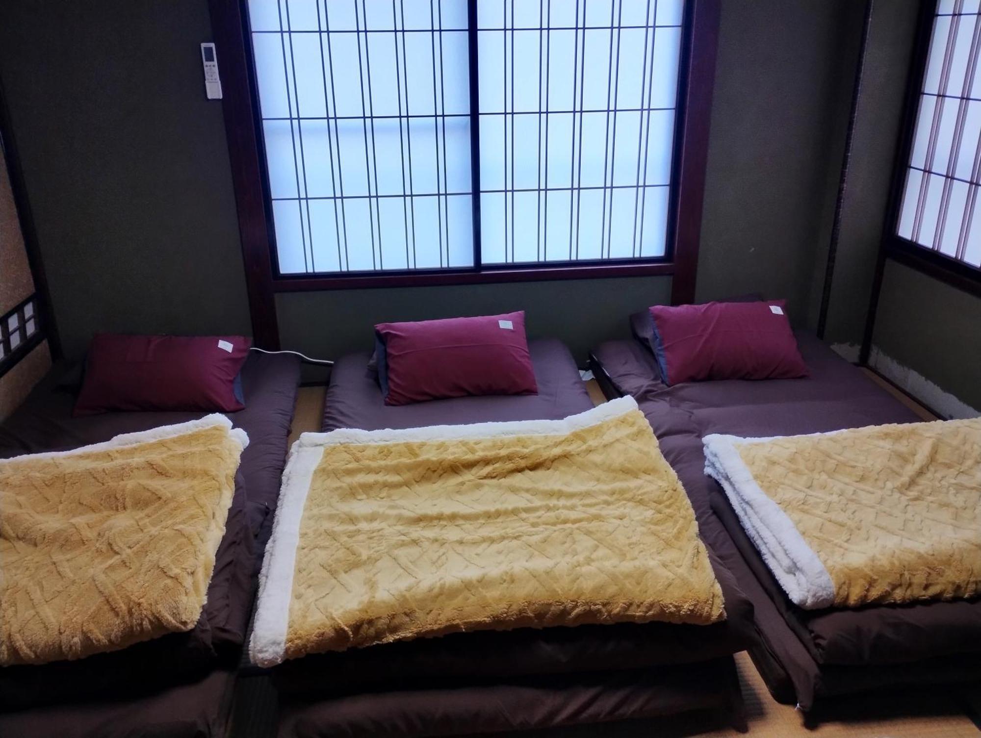 Backpackers Kur Guesthouse Asahirou 旅人湯治客舎朝日楼 Kaga  Exterior foto